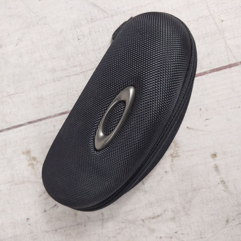 Oakley Vault Unisex Sunglasses Hard Case Soft Pouch Black USED FREE SHIPPING
